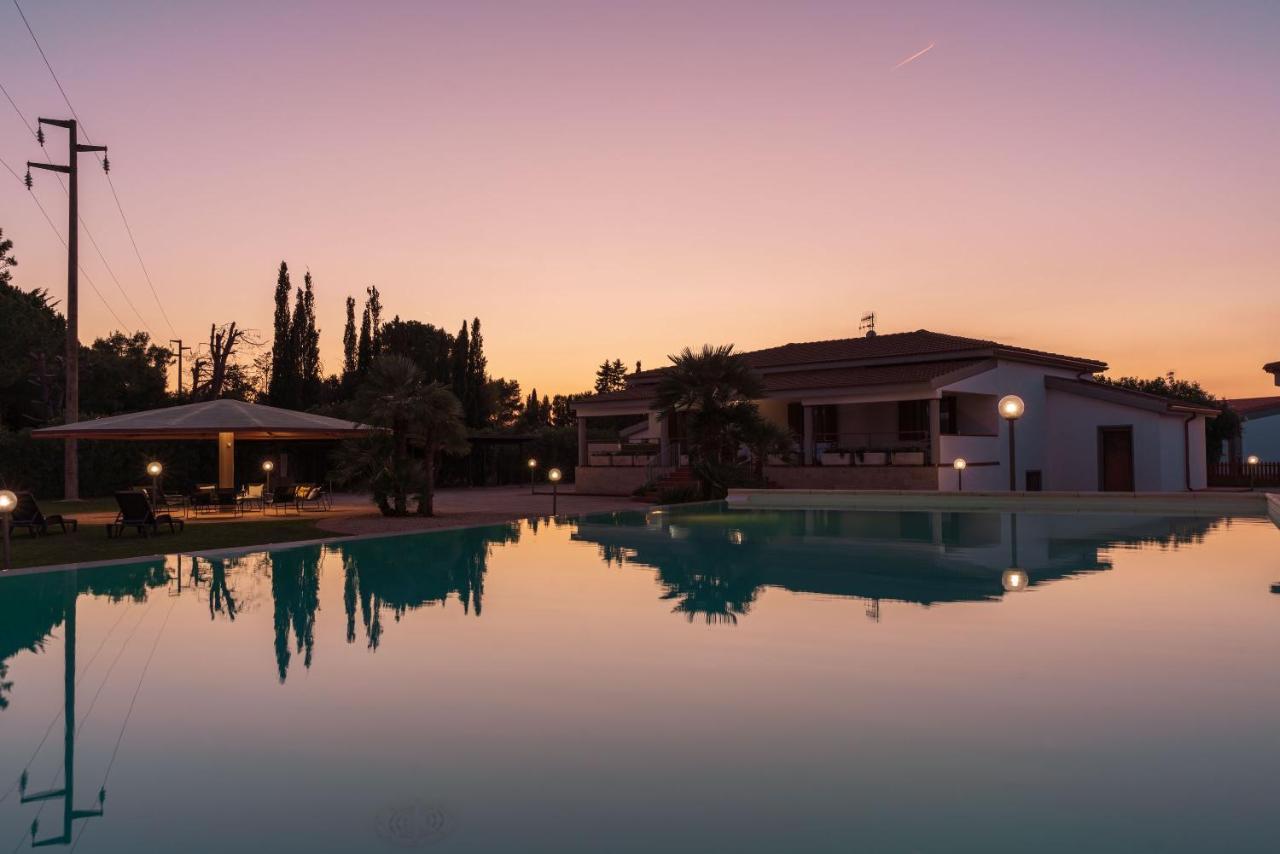 Blanc Villa *